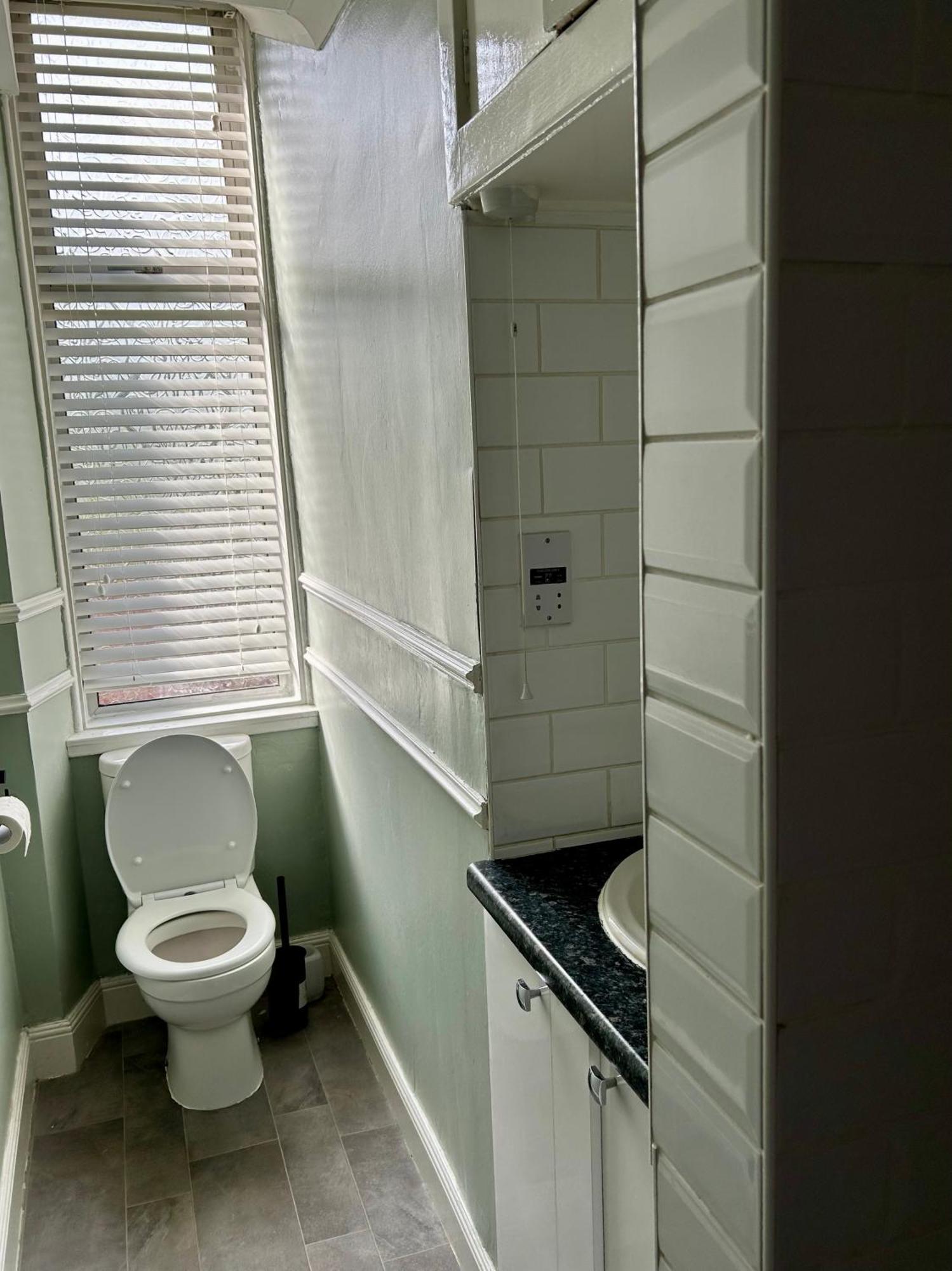 West Dunbartonshire Flat Dumbarton