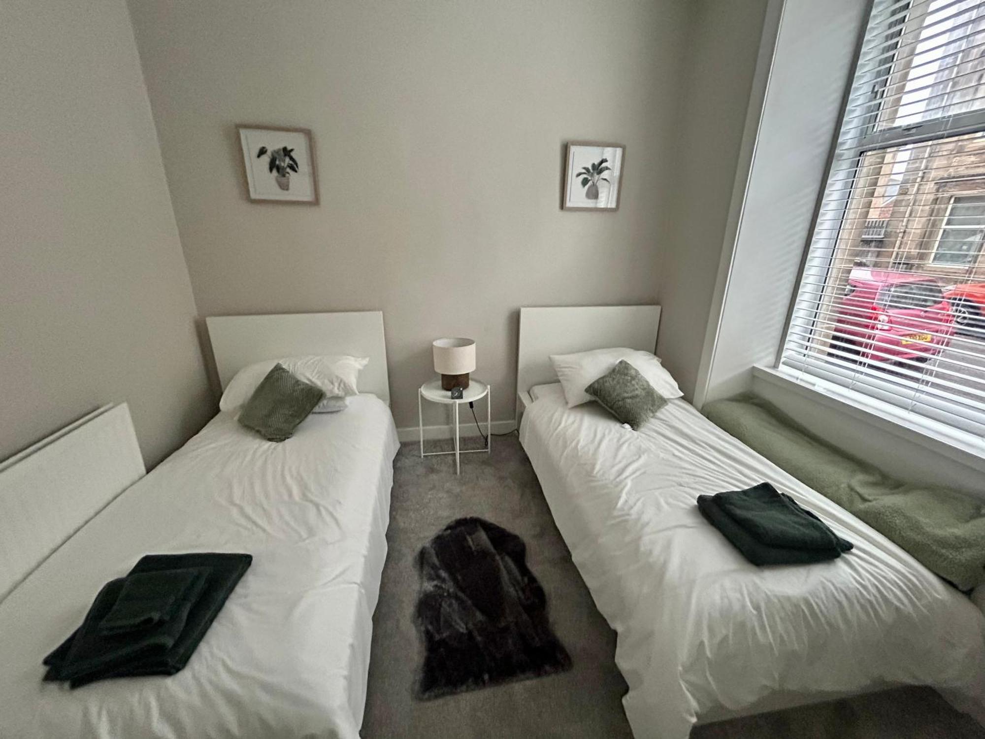 West Dunbartonshire Flat Apartment